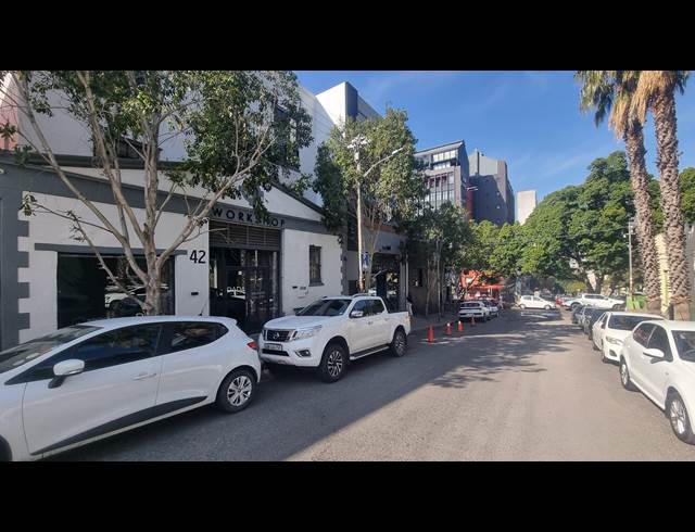 139M² OFFICE TO LET IN CAPE TOWN CITY CENTRE