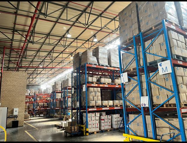 3,178M² WAREHOUSE TO LET IN MEADOWDALE