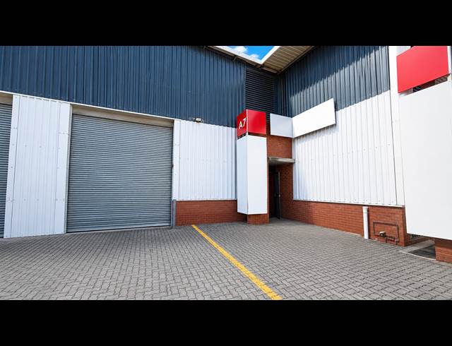 246M² WAREHOUSE TO LET IN MEADOWDALE
