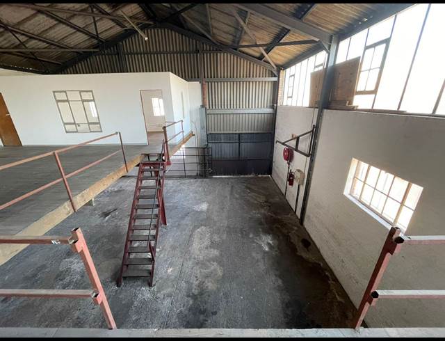 300M² WAREHOUSE TO LET IN BEACONVALE