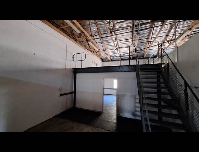 740M² MINI FACTORY TO LET IN MULDERSDRIFT