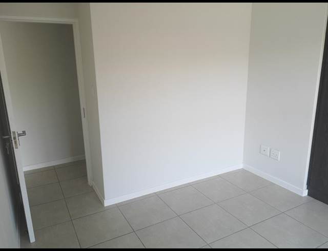 1 BEDROOM PROPERTY TO RENT IN OLIVEDALE