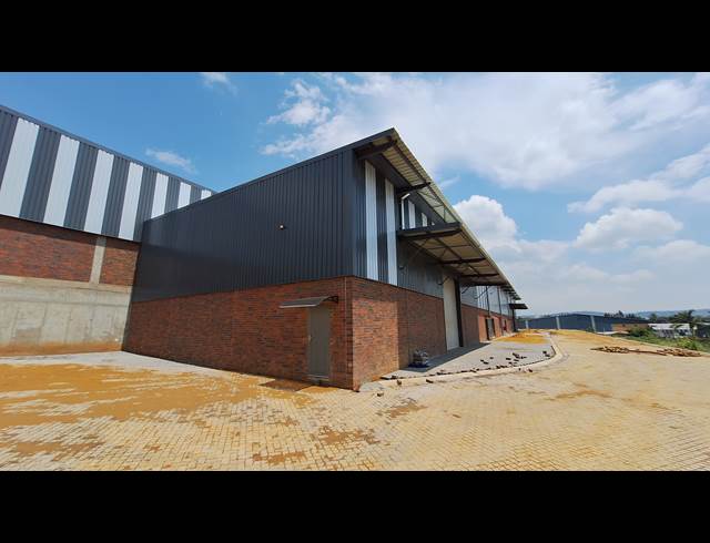 548M² WAREHOUSE TO LET IN LASER PARK