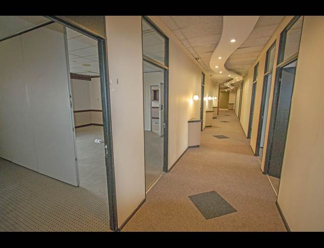 2,000M² OFFICE TO LET IN ROSEBANK