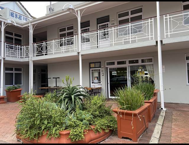 50M² OFFICE TO LET IN WESTLAKE