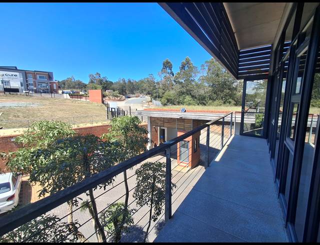 678M² OFFICE TO LET IN BEACON BAY