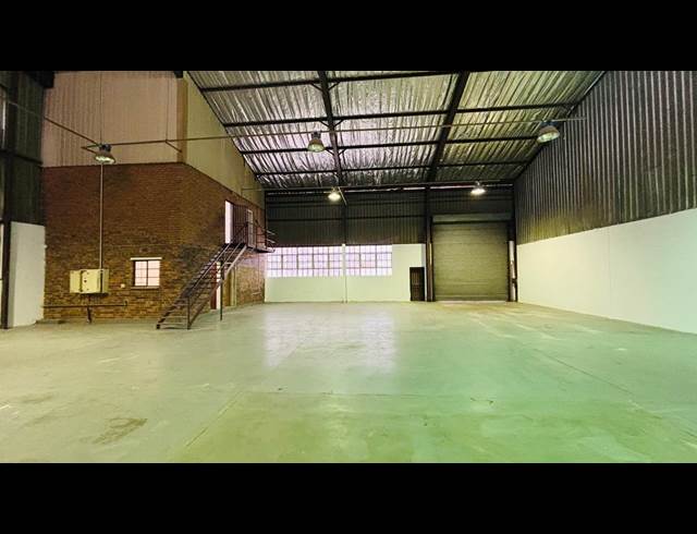 406M² WAREHOUSE TO LET IN ROBERTVILLE