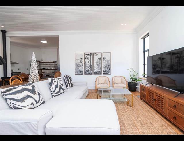 3 BEDROOM HOUSE RENTED IN RONDEBOSCH