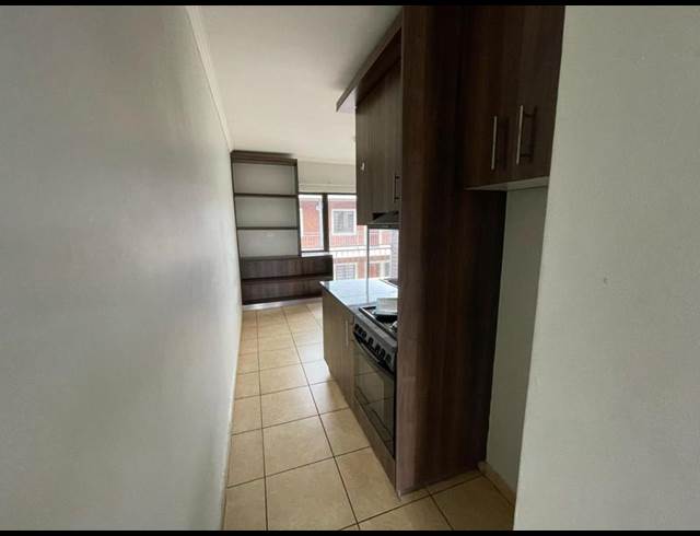 1 BEDROOM PROPERTY TO RENT IN DIE BULT