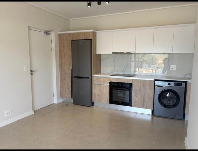 1 BEDROOM PROPERTY TO RENT IN RICHWOOD