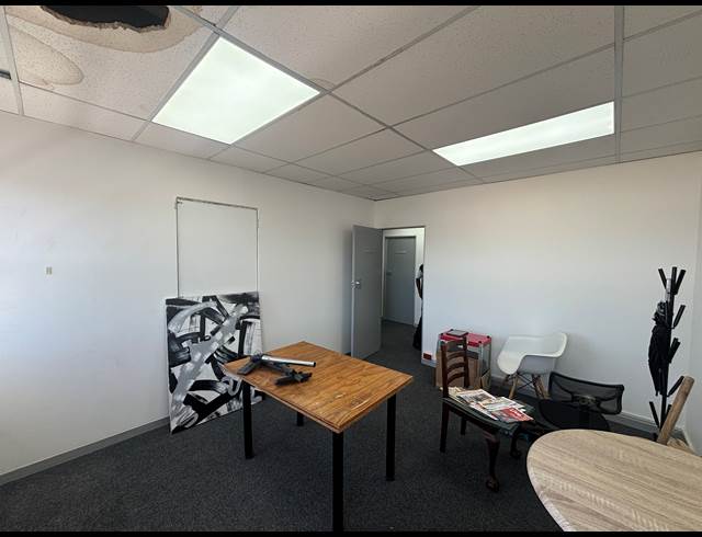 21M² OFFICE TO LET IN AUDAS ESTATE