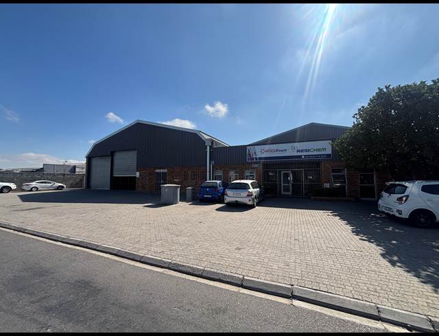 3,170M² WAREHOUSE TO LET IN BRACKENFELL INDUSTRIAL