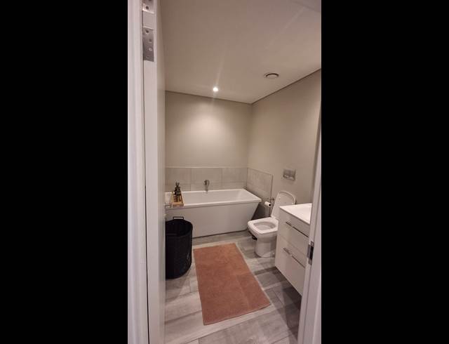 2 BEDROOM APARTMENT TO LET IN UMHLANGA CENTRAL
