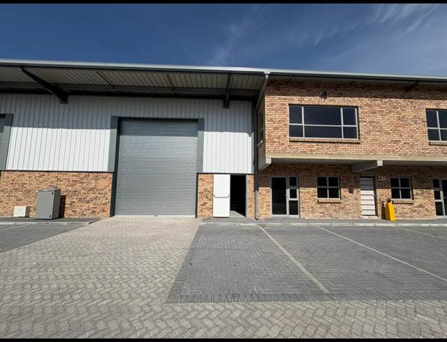 464M² WAREHOUSE TO LET IN FIRGROVE