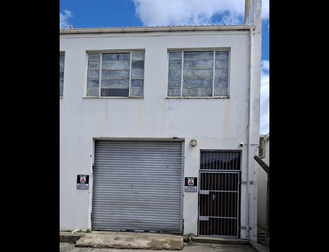 180M² BUILDING TO LET IN ARCADIA