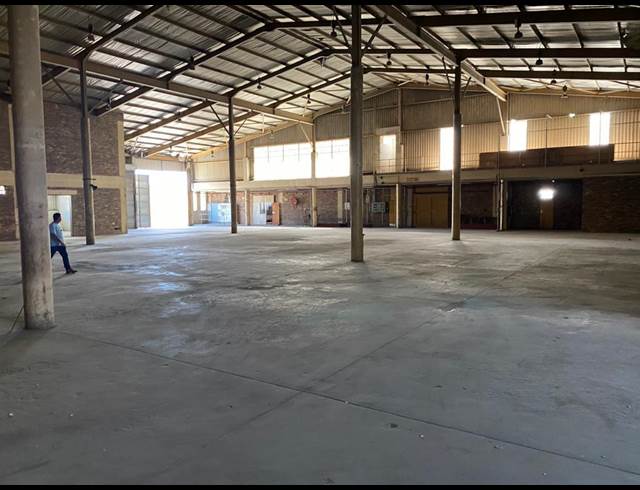 4,303M² WAREHOUSE TO LET IN MAITLAND