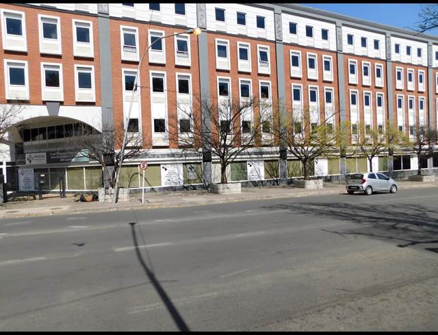 224M² OFFICE TO LET IN ROSEBANK