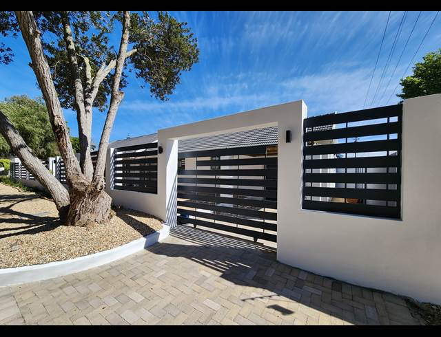 4 bed property to rent in BERGVLIET