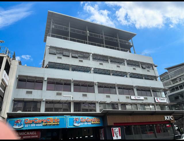 415M² OFFICE TO LET IN GREEN POINT