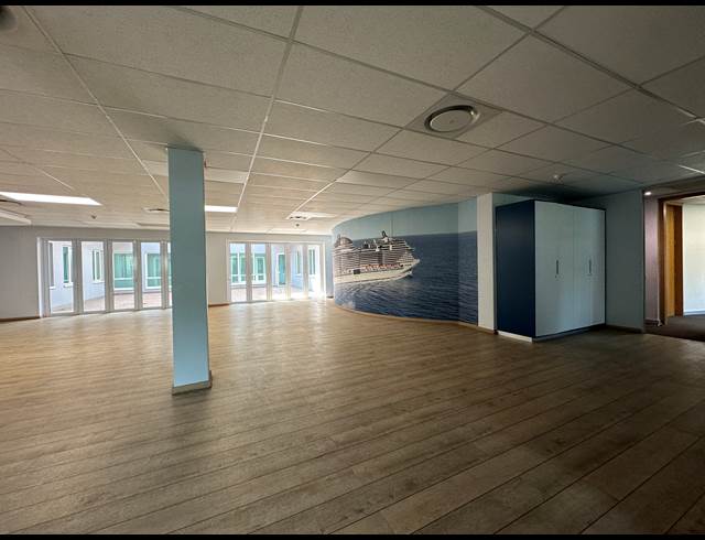 1,591M² OFFICE TO LET IN SANDTON CENTRAL