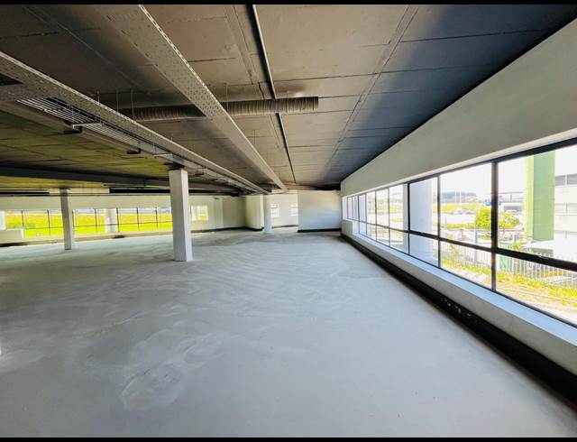 565M² OFFICE TO LET IN VORNA VALLEY