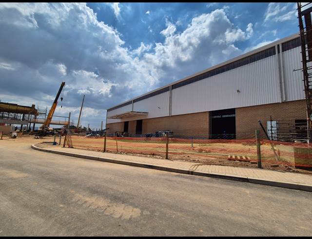 3,107M² WAREHOUSE TO LET IN AIRPORT PARK