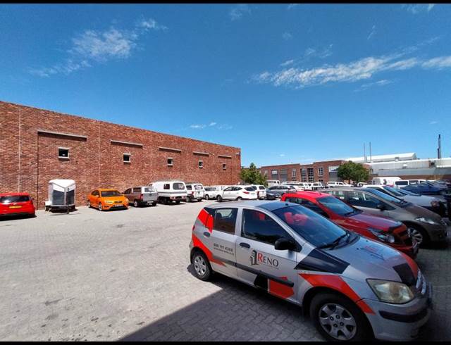 299M² FACTORY TO LET IN STIKLAND INDUSTRIAL