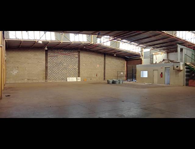 654M² WAREHOUSE TO LET IN SELBY