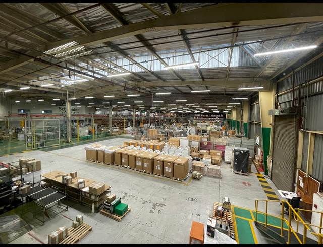 11,925M² WAREHOUSE TO LET IN HALFWAY HOUSE