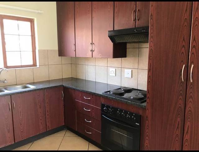 3 BEDROOM PROPERTY TO RENT IN HEATHERVIEW