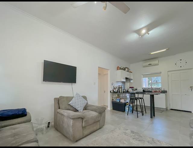 2 BEDROOM APARTMENT TO LET IN MANOR ESTATES