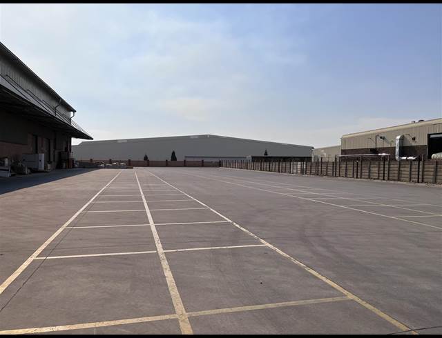 15,503M² WAREHOUSE TO LET IN TUNNEY