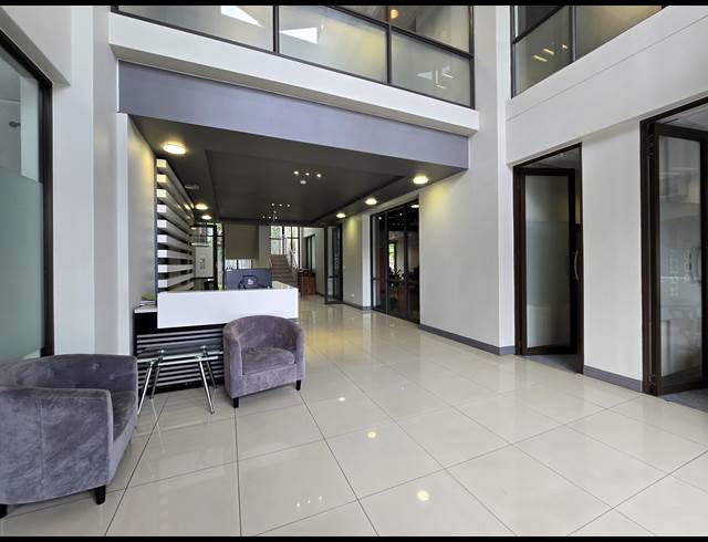 96M² OFFICE TO LET IN BRYANSTON