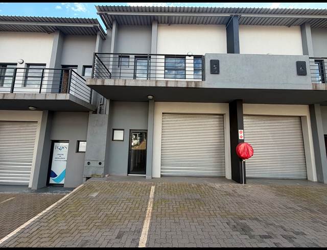 106M² WAREHOUSE TO LET IN CLAYVILLE