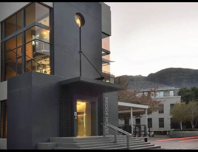 273M² OFFICE TO LET IN CLAREMONT