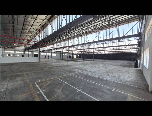 4,280M² WAREHOUSE TO LET IN BOKSBURG EAST