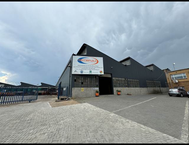 1,950M² FACTORY TO LET IN JET PARK