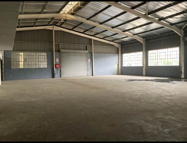1,538M² WAREHOUSE TO LET IN WESTMEAD