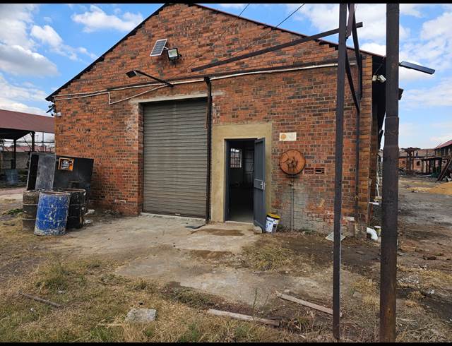 150M² WAREHOUSE TO LET IN BRAKPAN CENTRAL