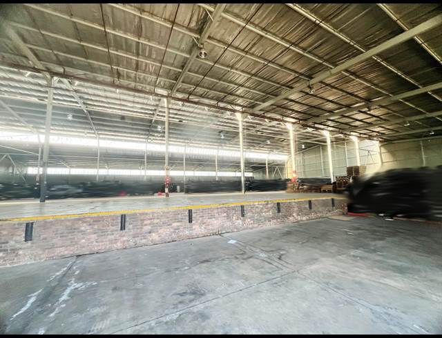 4,000M² WAREHOUSE TO LET IN JET PARK