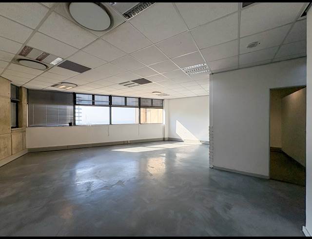 152M² OFFICE TO LET IN UMHLANGA RIDGESIDE