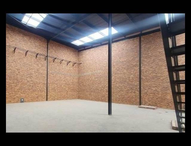 279M² WAREHOUSE TO LET IN ANDERBOLT