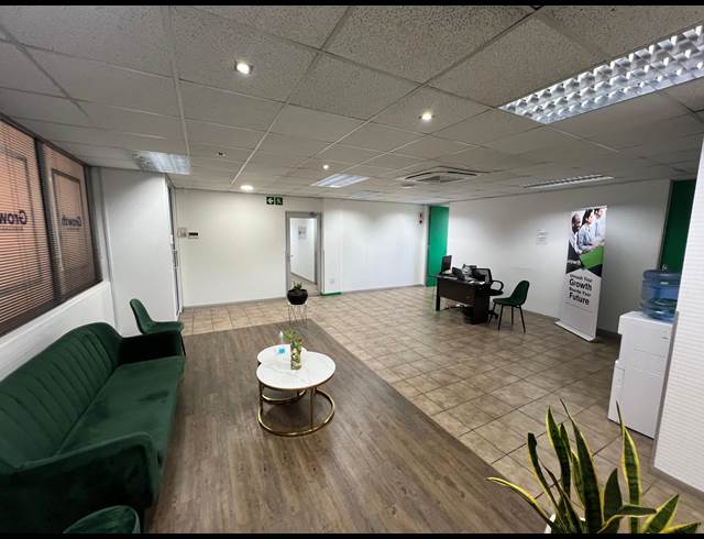 453M² OFFICE TO LET IN UMHLANGA RIDGE