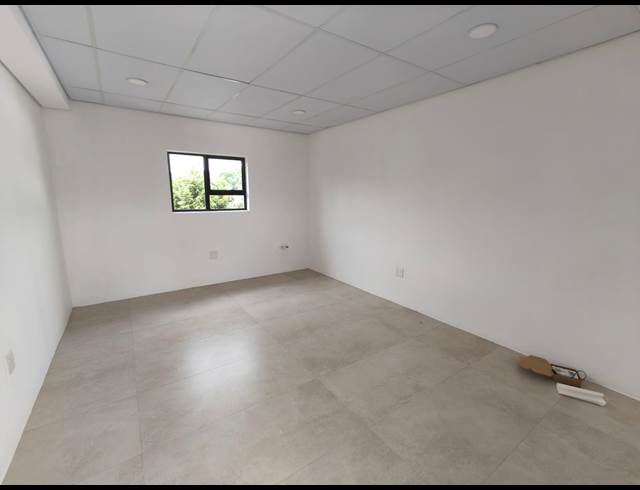 51M² OFFICE TO LET IN NORWOOD