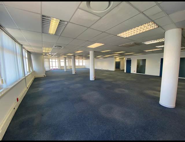 563M² OFFICE TO LET IN MILNERTON RIDGE