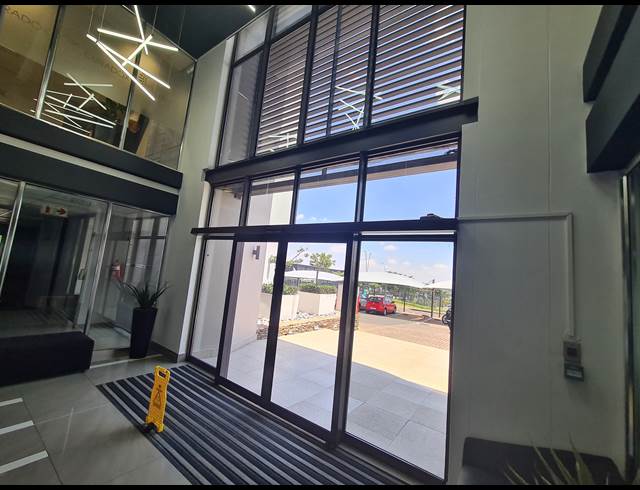 1,348M² OFFICE TO LET IN VORNA VALLEY