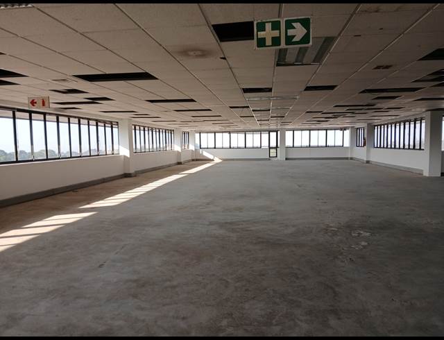 1,246M² OFFICE TO LET IN WESTVILLE