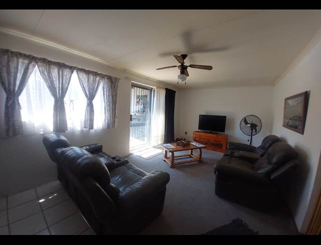 2 bed property to rent in PRIMROSE