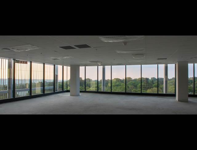 1,638M² OFFICE TO LET IN ROSEBANK