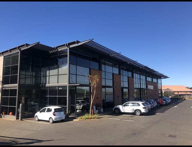 300M² SHOWROOM TO LET IN BALLITO CENTRAL